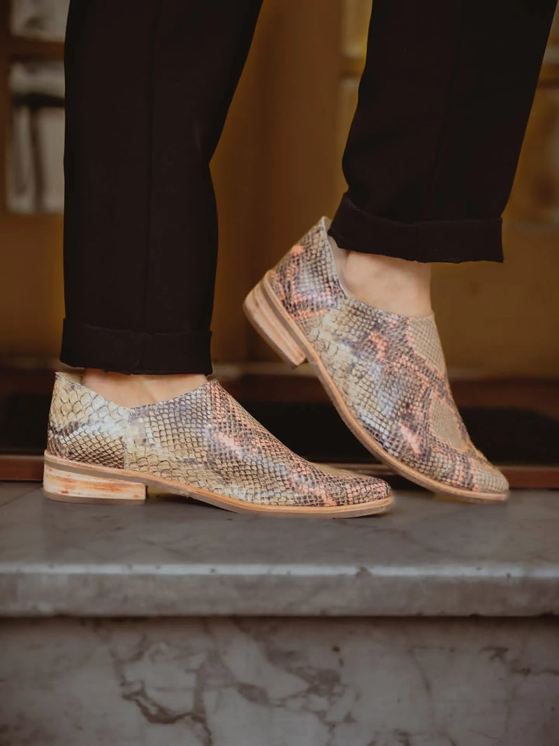 BABUCHA CALZADO CUERO MUJER DISEÑO ÚNICO