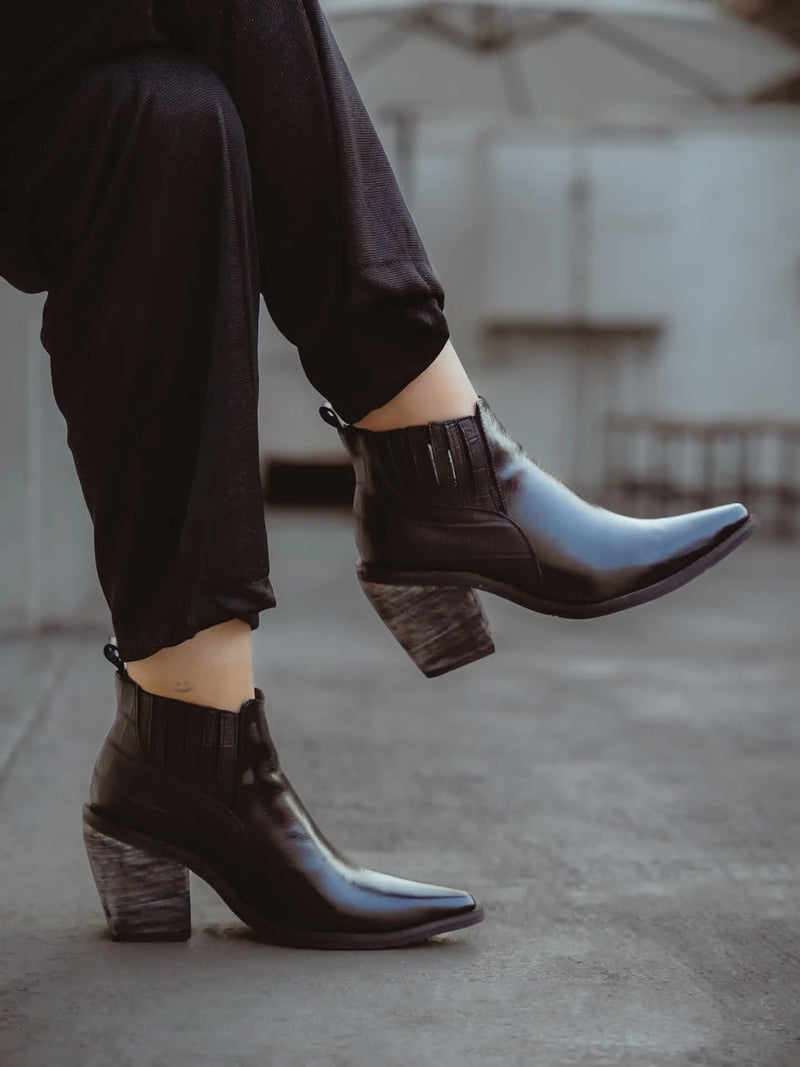 CALZADO DE CUERO MUJER EXCLUSIVO