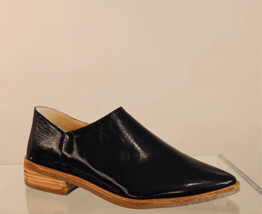 BABUCHA NEGRA CUERO RICHATO 1019 -zapato-nacional-exclusivo